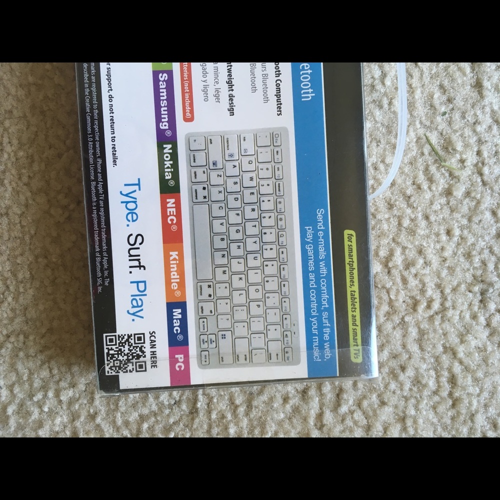 Bluetooth Wireless Keyboard - Picture 4 of 6